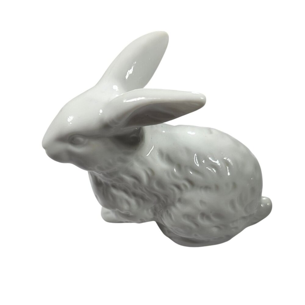 White Ceramic Bunny rabbit Figurine Toyo Japan Easter spring animal art